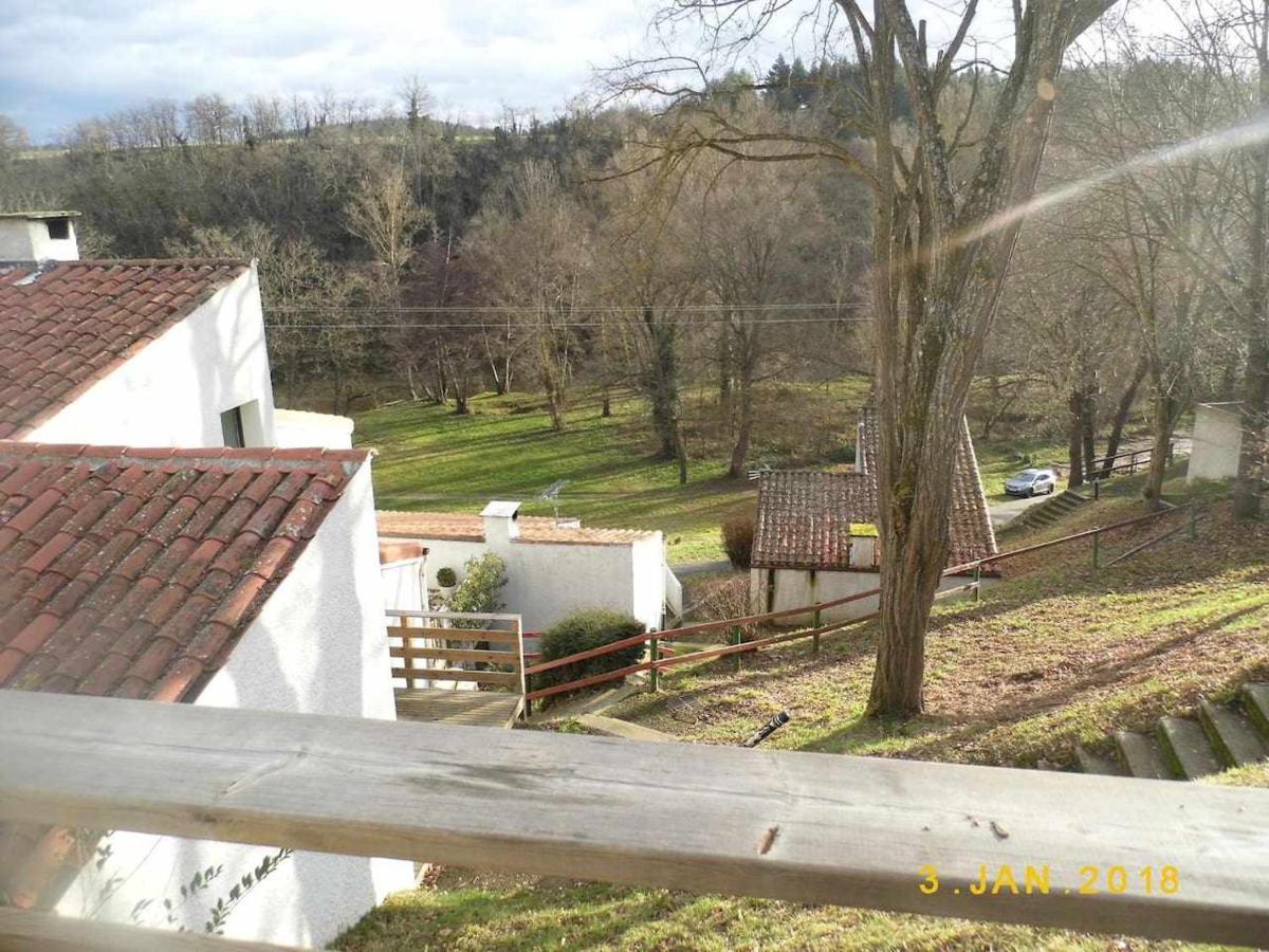 Joli Petit T4 Confortable Au Bord De Leau Vieille-Brioude Exterior photo